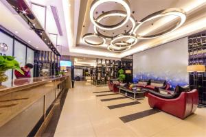 YinghaiPenguin international hotel Baiyun Airport & C-harge shuttle bus for the Canton fair from April 15-May 5的相册照片