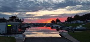 Gallery image of Main Hausboot Lore in der Marina Trosdorf bei Bamberg in Bischberg +45 photos