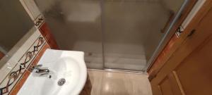 Ein Badezimmer in der Unterkunft ACV - Costa Caribe II-2ª Linea Planta 4 Sur