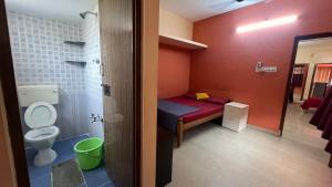 Koupelna v ubytování Hi5 Holiday Apartments - Udupi + 37 fotografií