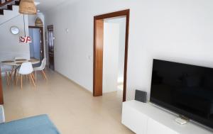 TV/Unterhaltungsangebot in der Unterkunft CASA VELA by Mhousing