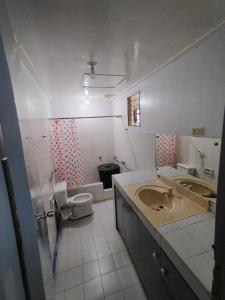 Phòng tắm tại BahayMandaragat