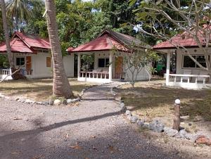 Budova, kde se penzion – hostinec nachází