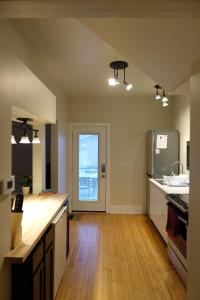 Galeriebild der Unterkunft Entire Home - Downtown river trails & Remai Modern in Saskatoon