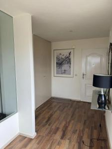 Televízia a/alebo spoločenská miestnosť v ubytovaní Spacious Apartment in Valencia with Sea View - 160 sqm