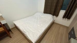 ไนซ์สเตย์ เฮาส์ แอทคลองสาม รังสิต คลองหลวง ปทุมธานี Nice Stay House at Khlong Sam - Rangsit - Khlong Luang - Phathumthani客房内的一张或多张床位