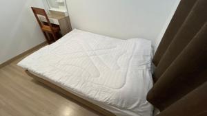 ไนซ์สเตย์ เฮาส์ แอทคลองสาม รังสิต คลองหลวง ปทุมธานี Nice Stay House at Khlong Sam - Rangsit - Khlong Luang - Phathumthani客房内的一张或多张床位