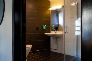 Koupelna v ubytování Nordis Hotel Lofoten