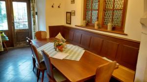Posezení v ubytování Altstadt- und Businesshotel Pfaubräu - Brauereigasthof - Frühstücksbuffet - kostenfreie Radgarage - Hunde willkommen