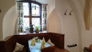 Fotografie z fotogalerie ubytování Altstadt- und Businesshotel Pfaubräu - Brauereigasthof - Frühstücksbuffet - kostenfreie Radgarage - Hunde willkommen v destinaci Trostberg an der Alz