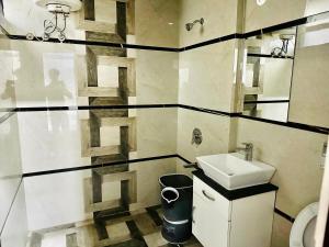 Fotografie z fotogalerie ubytování Grover International hotel v destinaci Bathinda