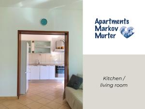 Kuchyň nebo kuchyňský kout v ubytování Apartments Markov Murter