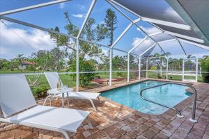 Πισίνα στο ή κοντά στο COD917 Punta Gorda Isles