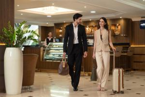 Hosté ubytování Golden Sands Suites + 37 fotografií