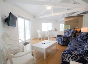 TV a/nebo společenská místnost v ubytování Topsider Resort + 20 fotografií