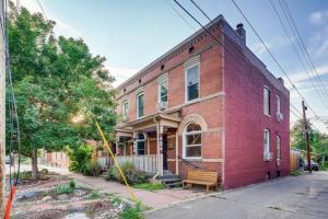 Tòa nhà nơi nhà nghỉ dưỡng tọa lạc