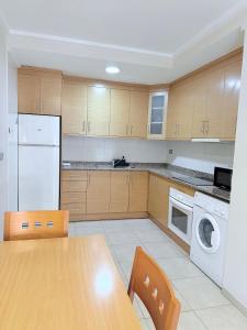 Η κουζίνα ή μικρή κουζίνα στο Alicante Hills 1