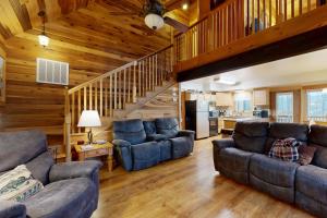 Gallery image of 2 Bed 2 Bath Vacation home in Whittier V in Whittier