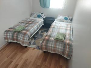 Postel nebo postele na pokoji v ubytování Halfway