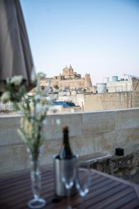 Nápoje v ubytování Bell & Beam - A Timeless Gozitan Stay in Victoria