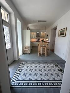Kuchyňa alebo kuchynka v ubytovaní Pelso Luxury Apartments