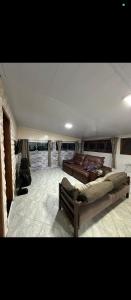 Χώρος καθιστικού στο Apartamento 2 quartos Piúma
