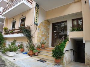 Gallery image of 40 Platania Hotel in Loutra Edipsou