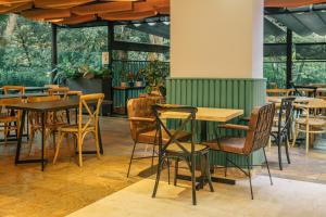 Restoran või mõni muu söögikoht majutusasutuses Cafe Hotel Medellín