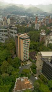 Linna Medellín üldine vaade või majutusasutusest Cafe Hotel Medellín pildistatud vaade