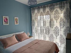 Ένα ή περισσότερα κρεβάτια σε δωμάτιο στο Lalzi Luxe Retreat