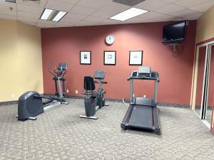 Fitness centrum a/nebo fitness zařízení v ubytování Quality Inn & Suites Fort Collins