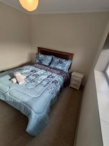 Postel nebo postele na pokoji v ubytování Depto completo un dormitorio concepción