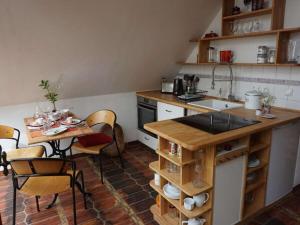 Kuchyň nebo kuchyňský kout v ubytování Ferienwohnung Partheblick
