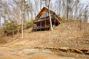 Το κτήριο όπου στεγάζεται  η παραθεριστική κατοικία