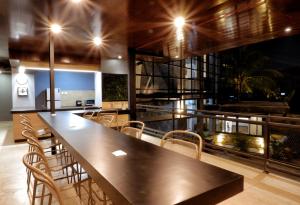 Guest House 555 NKIにあるレストランまたは飲食店