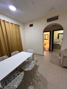 Posezení v ubytování Apartment for rent 2BK in Ajman