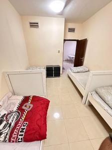 Postel nebo postele na pokoji v ubytování Apartment for rent 2BK in Ajman