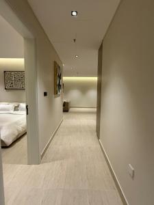 Ένα ή περισσότερα κρεβάτια σε δωμάτιο στο Latifa Housing A1 +5 φωτογραφίες