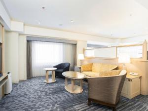 Гостиная зона в Hotel Nikko Kansai Airport - 3 mins walk to the airport