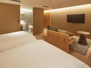 Dorsett by Agora Osaka Sakai的电视和/或娱乐中心