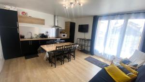 Fotografia z galérie ubytovania Résidence Le Brigou - Studio spacieux et très lumineux - Quartier calme MAE-6804 v destinácii Montgenèvre