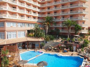 Bazén v ubytování Hotel Alba Seleqtta nebo v jeho okolí