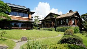熱海市にあるSOKI ATAMI - Vacation STAY 01436vの前庭付きの家