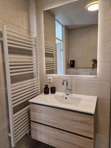 Ένα μπάνιο στο Appartement op topligging! +27 φωτογραφίες