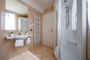Ένα μπάνιο στο iH Hotels Padova Admiral