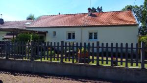 Budova, v ktorej sa dovolenkový dom nachádza