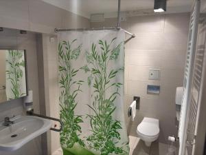 Kúpeľňa v ubytovaní Sanatorium Równica