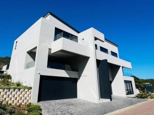 Το κτήριο όπου στεγάζεται  η βίλα