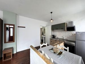 Η κουζίνα ή μικρή κουζίνα στο Studios Armonia