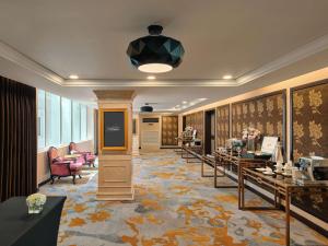 Hotel de l'Opera Hanoi - MGallery的休息区